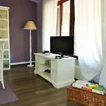 La Casa Dei Poeti - Mytouristhome Apartmán
