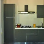 דירה La Casa Dei Poeti - Mytouristhome *