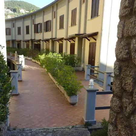 La Casa Dei Poeti Apartment *